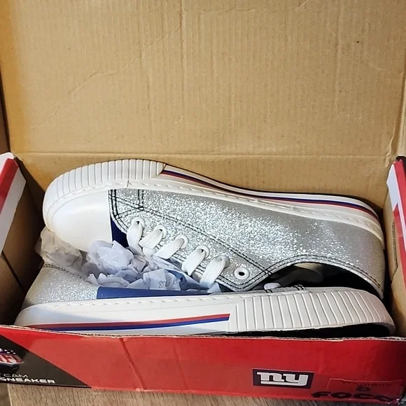NFL NY GIANTS ' Blue and Silver Giants Sneakers and Lounefly  Wallet Set - Picture 5 of 9